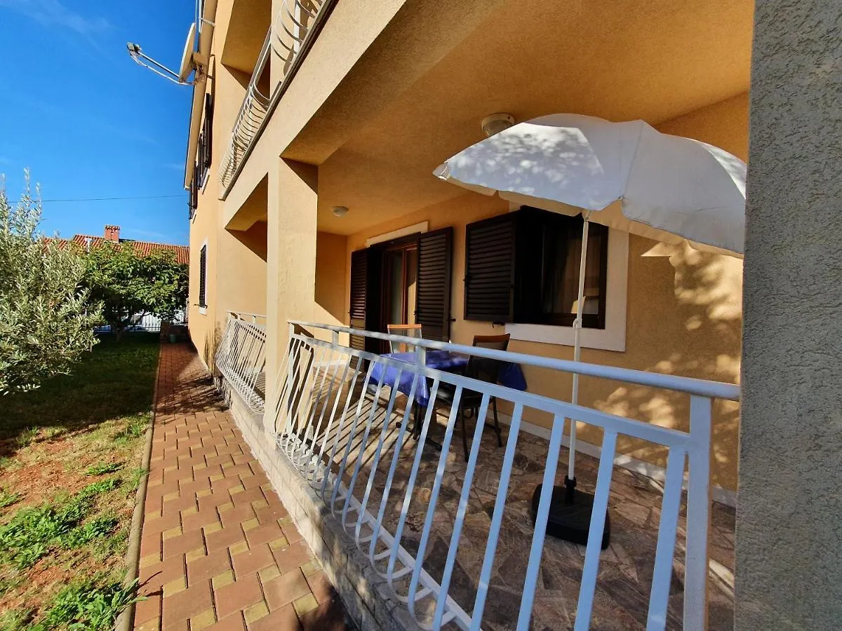 Ana A2 , 40 M2 Apartment Novigrad  Croatia